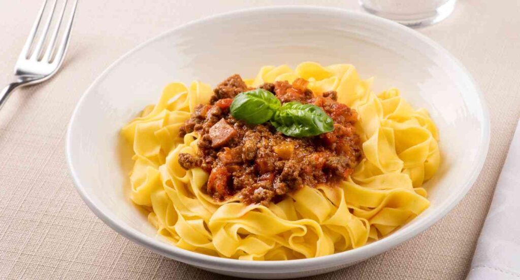 Receita de Tagliatelle al Ragù Bolognese