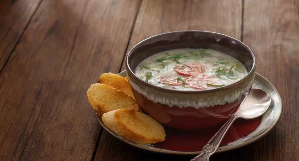 Receita de Caldo Verde com Linguiça Defumada